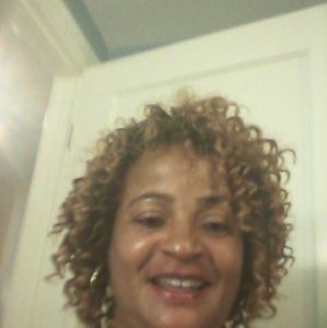 Meet your Posher, Regina